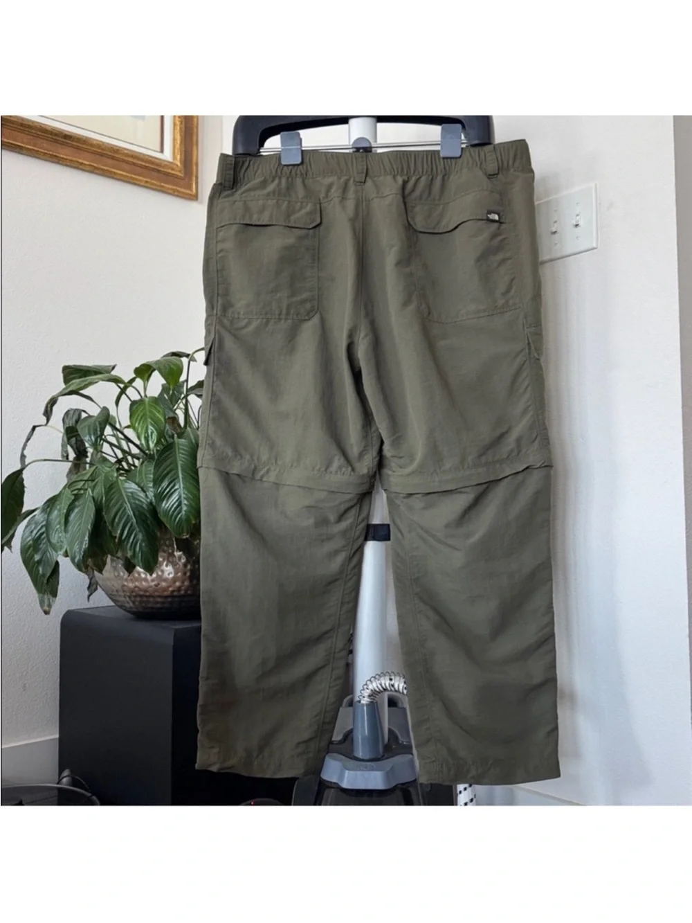 The North Face Men’s Cargo Convertible Belted Nylon Hiking Pants Sz XXL Green